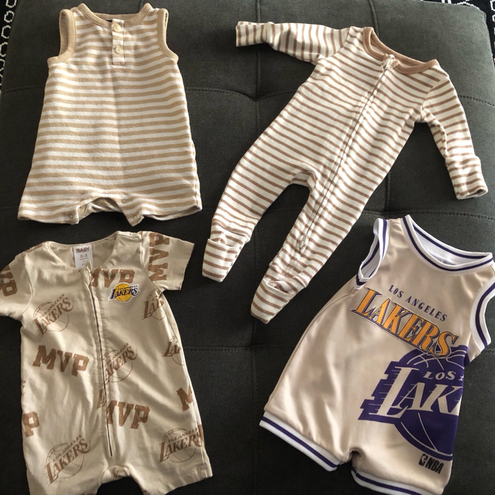 Baby Boy Neutral Clothes Bundle 0-3 months